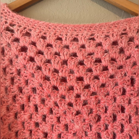 Handmade Crochet Pink Ombre Granny Square Fuzzy Sweater Size S/M - Picture 8 of 8